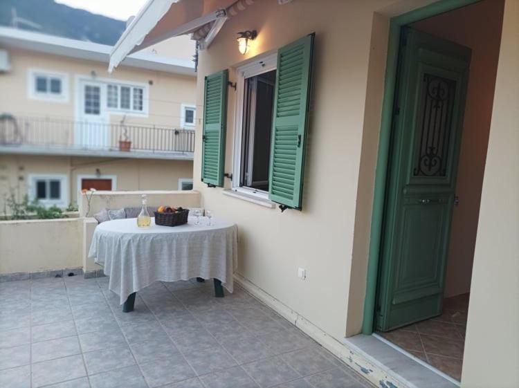 Lourantos 2 Apartment Vathy  Luaran gambar